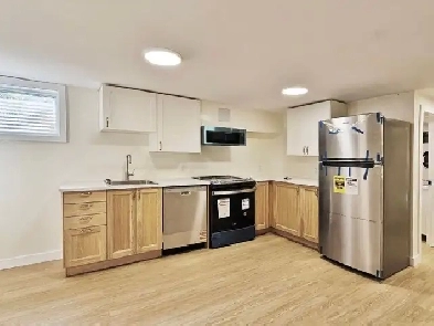 3 Bedroom Apartment/Newly Renovated/Stylish and Modern, Ottawa Image# 1