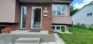 House for rent in West Island Image# 1