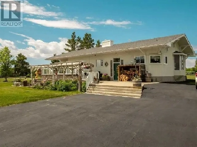 Dream Acreage for all horse owners Image# 2