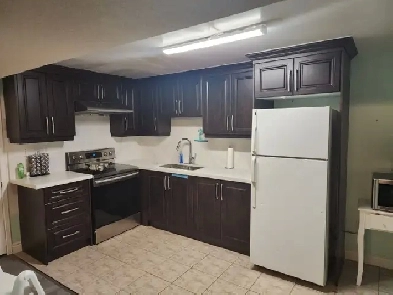 2 Bedroom basement near highway 50 & 7 Image# 4