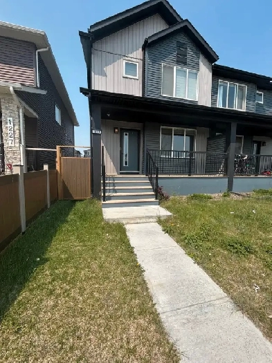New Modern 2 bedroom suite with kitchen, laundry, parking, wifi Image# 8