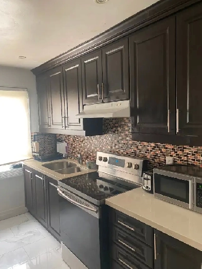 2 bedroom apartment for rent on the 2nd floor with washer and Image# 4
