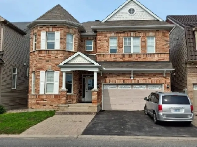Furnitured Large Family House Image# 24