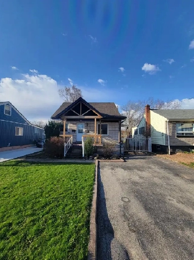 Basement for Rent - 32 Goggin Ave - Hamilton Image# 3
