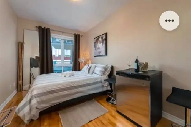 Chambre meublée avec salle de bain privée Image# 3