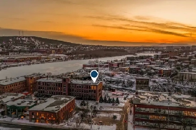 CONDO À LOUER  3 CH.  2,5 SDB  VUE SUR L'EAU  MONT-BELLEVUE Image# 18