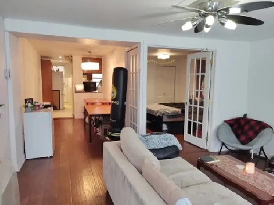 Nice 3 1/2, 2 min metro Charlevoix, 5 appliances Image# 1