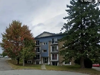 4 1/2, Carrefour de l'Estrie  Sous-location, 1er Juillet Image# 10