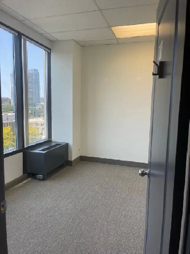 OFFICE ROOM RENTAL NORTH YORK- NO LAST MONTH NEEDED Image# 2