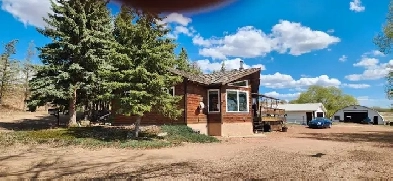 acreage riverfront east of Fort Saskatchewan Image# 1