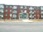 3 1/2 Ville Lasalle chauffé eau chaude frigo poêle inclus Image# 1