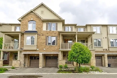 Immaculate Freehold Townhome! Image# 6