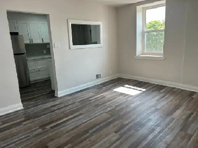 Brockville Ontario, 1 bedroom apartment for rent - August 1st Image# 1