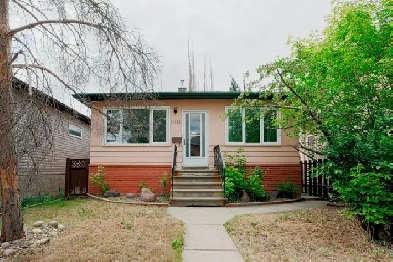 COZY RAISED BUNGALOW IN BALWIN! Image# 1