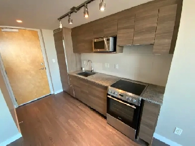 Half Month Free! 1 Bedroom Condo Unit at Marine Gateway!! Image# 3