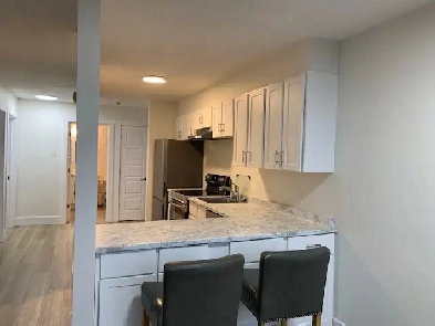 Newly Renovated 2 bedroom on Woodstock rd Image# 1