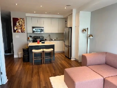 short term rental 1 bedroom   Den Image# 4