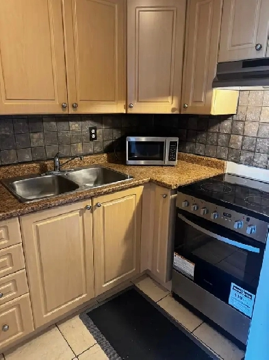 Modern 1-Bedroom Condo in Downtown Kitchener – Available August Image# 1