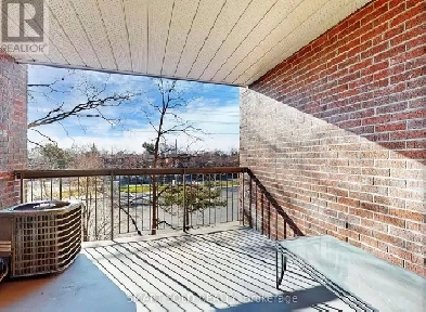 SHARED ROOM AVAILABLE FOR RENT IN MISSISSAUGA.HEART OF THE CITY Image# 1