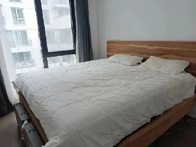 2Bed1Bath luxury condo with balcony in Multimedia City/Old Port! Image# 8