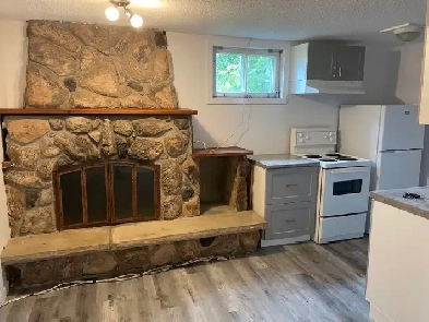 Batchelor (Studio) à louer Image# 1