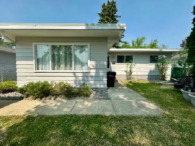 PRICE IMPROVEMENT! Unique Property! LOCATION!!! Image# 1