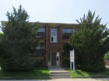 TWO BEDROOM BASEMENT UNIT $1400.00 IN WEST END OF BELLEVILLE Image# 1
