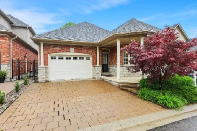 ELEGANT BUNGALOW LIVING ON PRIVATE COURT - 2 1 BED, 3 BATH Image# 10