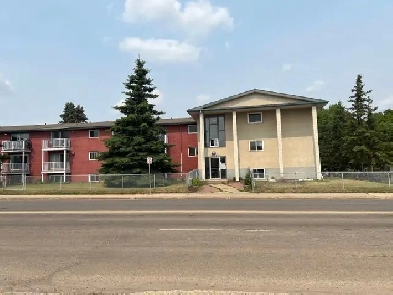 NICE 3 BR APARTMENT RECENTLY RENOVATED $94,900 Image# 4
