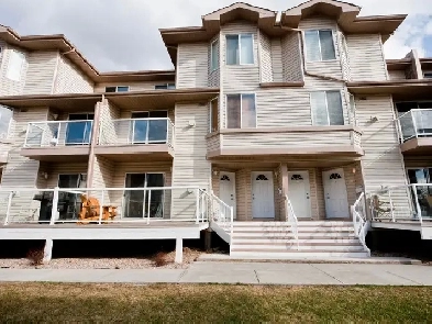 Bisset 2 Bed 2 Bath Balcony 42 St SE Edmonton Image# 11