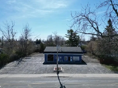 Auto Garage For Sale in Caleton Place Image# 5
