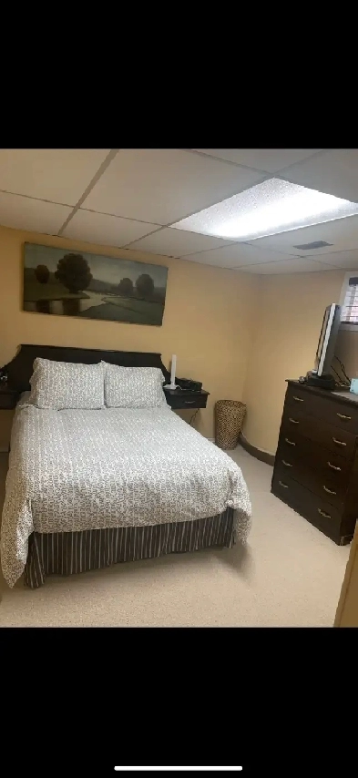 Large Room/Bathroom in Central Etobicoke Image# 1