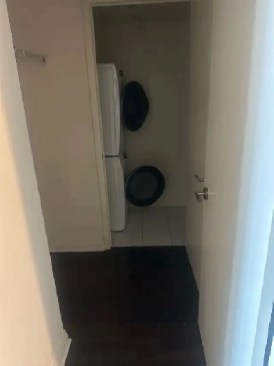 1 Den condo 5 Valhalla inn Rd Etobicoke unit 1011 Image# 8