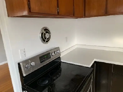 Private rooms on main floor immediately Image# 1