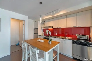 Room with Private Bath – No Setup Needed, Move In Ready Image# 9