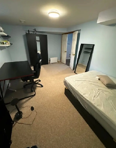 Room for sublet in London, Ontario. 1km away from campus Image# 2