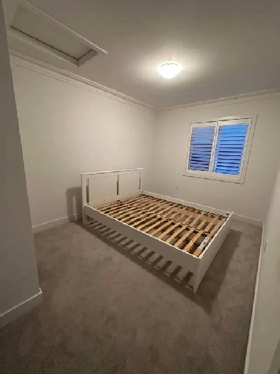 Room for rent in Barrie - moving in July Image# 1