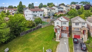 Spacious 3 Bed, 2.5 Bath Home in Oshawa for rent Image# 6