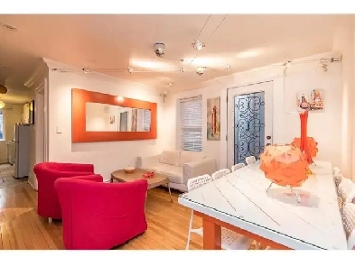 Downtown 2 Bedroom Apartment - September 1st! Image# 1