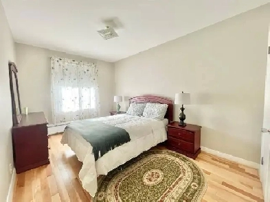 private bedroom for rent Image# 1