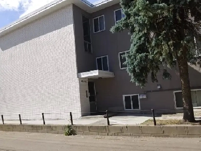One Bedroom near NAIT Campus, Downtown Edmonton Image# 5