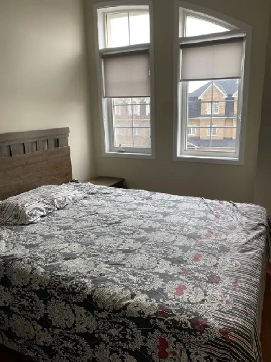 Furnished Room,  Churchill Meadows,   Corner House at Ridgeway a Image# 8