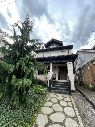 Two story, two beds, two baths Image# 1