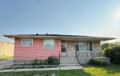 RTM - Home Only for Sale – Winnipeg Image# 5