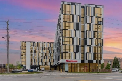 Studio unit at 1900 Simcoe St Image# 2