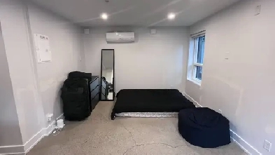 private studio apartment Image# 1