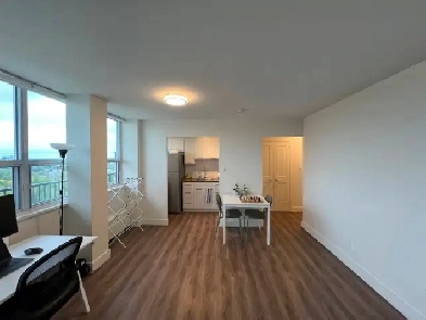 $1,559 / 500ft - Studio Apartment with Balcony Image# 5