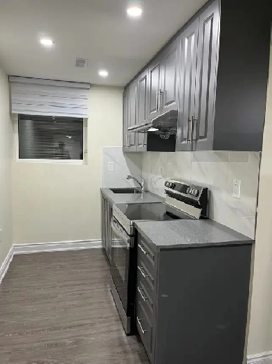 1 BDRM Basement for Rent - Near Mt Pleasant GO Station! Image# 1