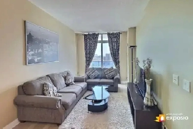 Fully Furnished Condo 1 1 Den in Square One Area (Absolute Ave) Image# 3