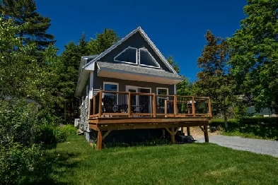 24-036 Furnished home overlooking St. Margaret's Bay Image# 9